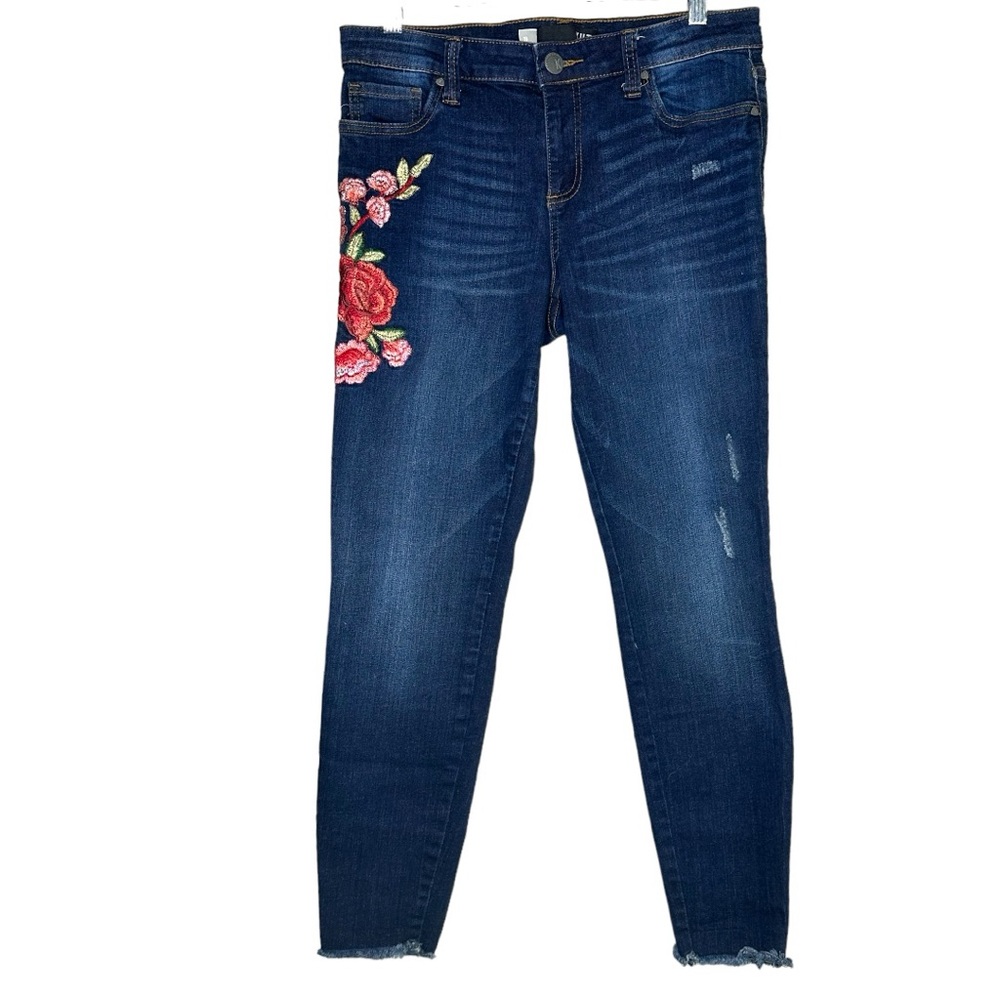 Kut from the Kloth Connie Floral Embroidered Ankle Crop Raw Edge Jeans - Picture 3 of 14